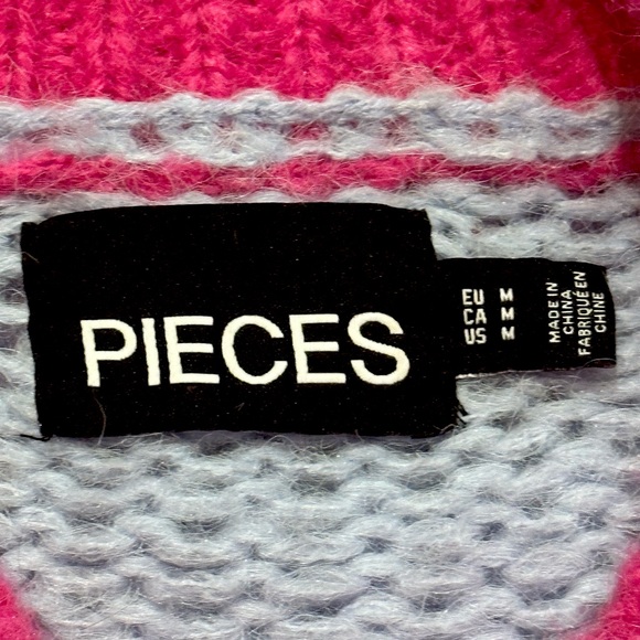 REVOLVE Pieces Pastel Dreams Fuzzy Sweater Sz. Medium - Picture 6 of 7